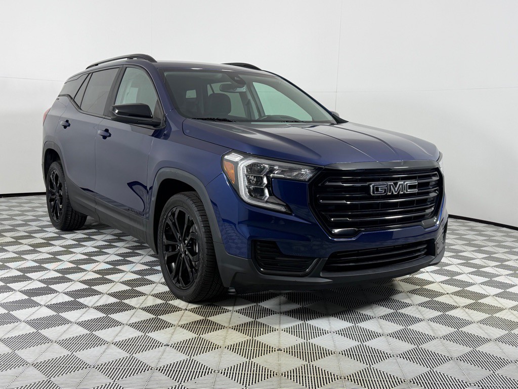 2022 GMC Terrain Image 3