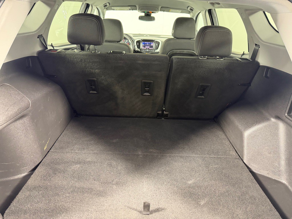 2022 GMC Terrain Image 21