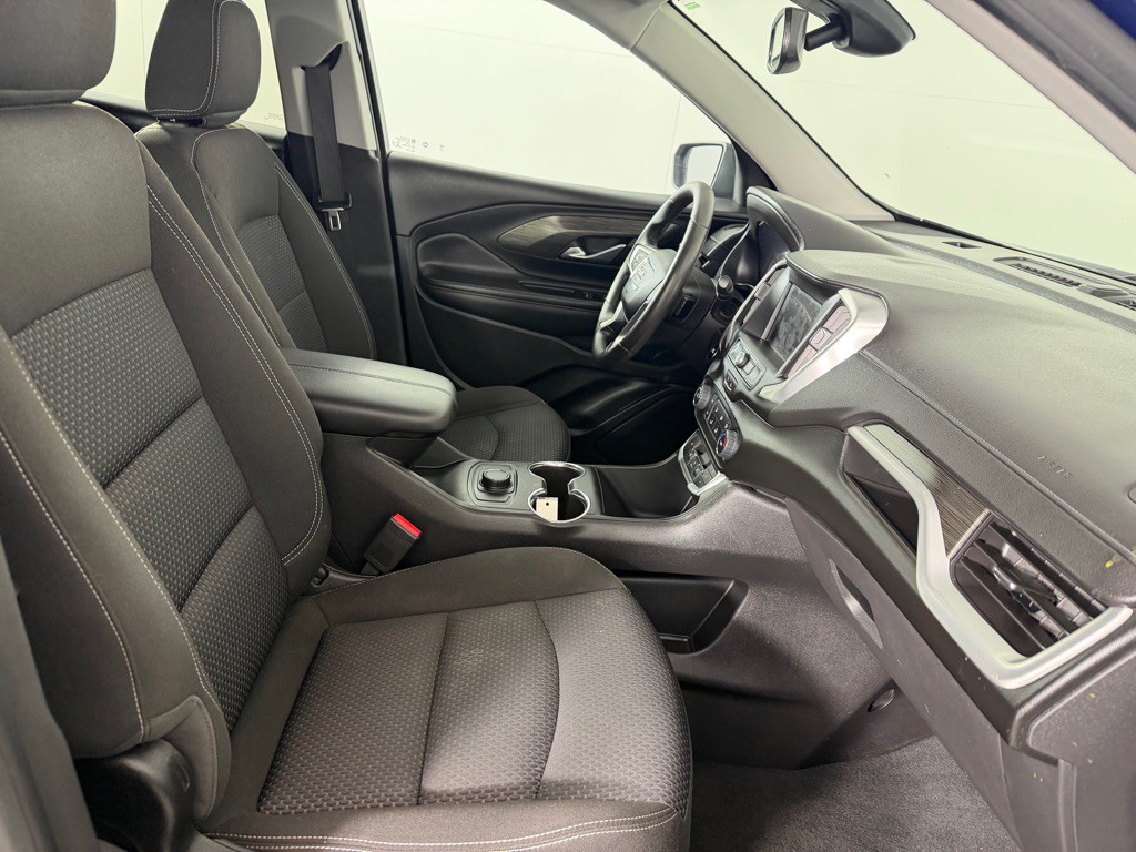 2022 GMC Terrain Image 23