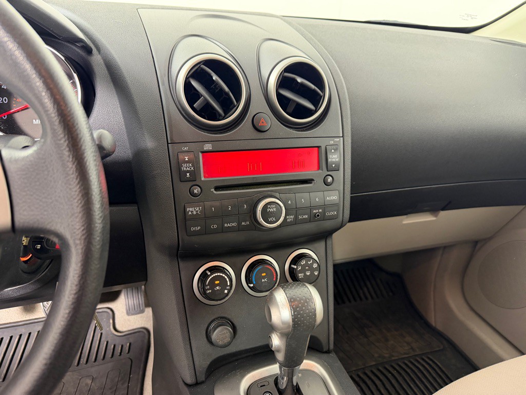2010 Nissan Rogue Image 14