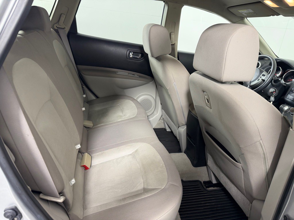 2010 Nissan Rogue Image 18