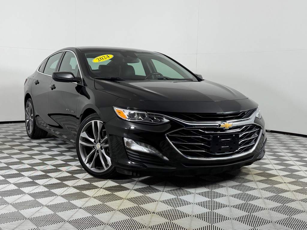 2024 Chevrolet Malibu Image 2