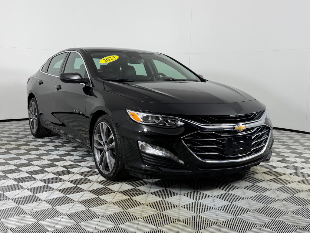 2024 Chevrolet Malibu Image 3