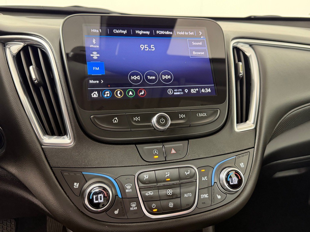 2024 Chevrolet Malibu Image 18