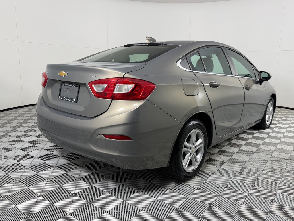 2017 Chevrolet Cruze Image 5