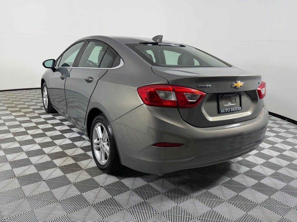 2017 Chevrolet Cruze Image 7