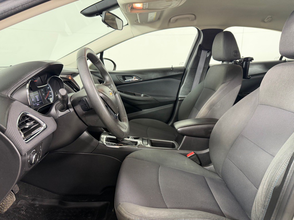 2017 Chevrolet Cruze Image 10
