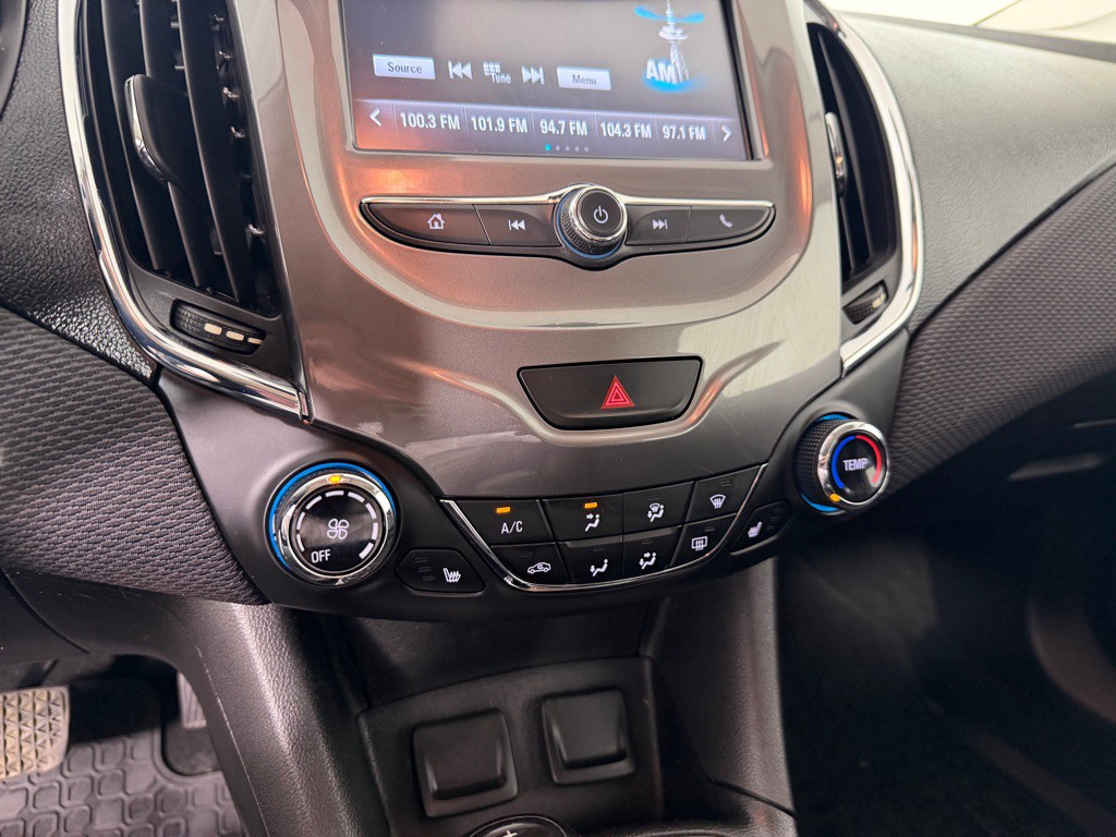 2017 Chevrolet Cruze Image 15