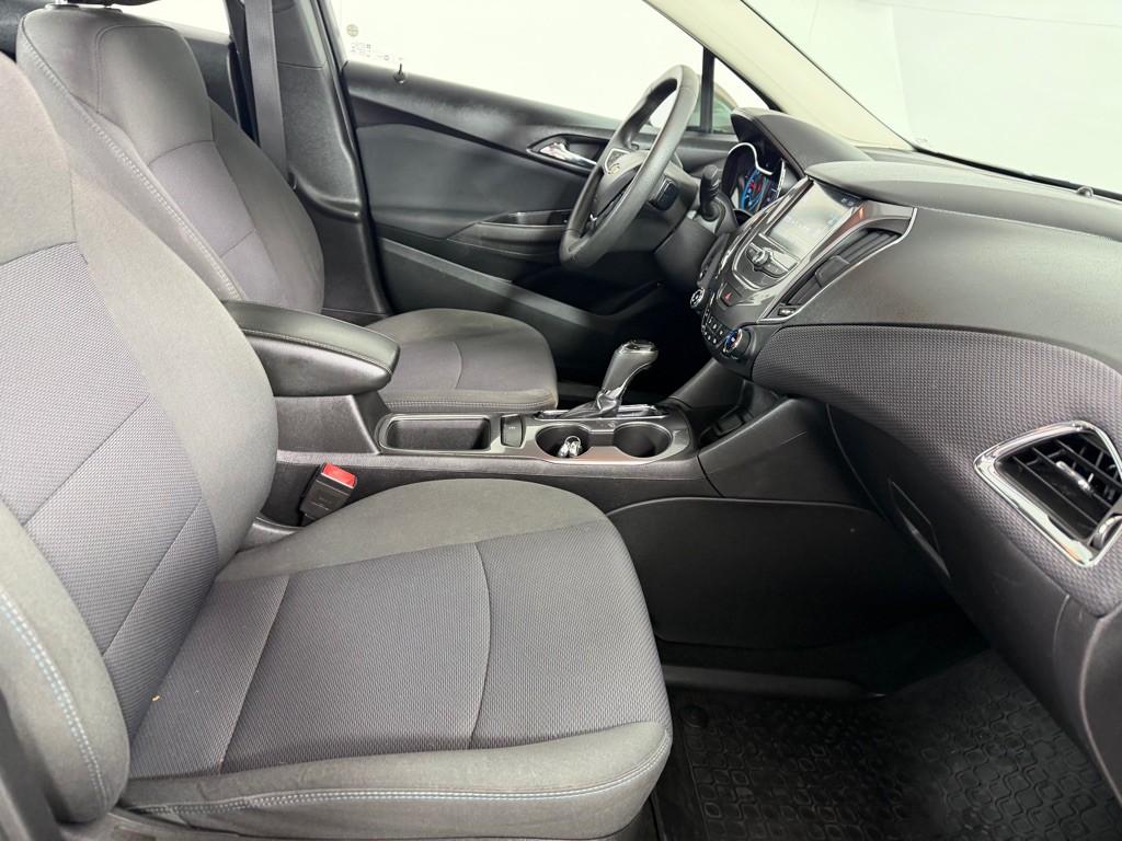 2017 Chevrolet Cruze Image 20