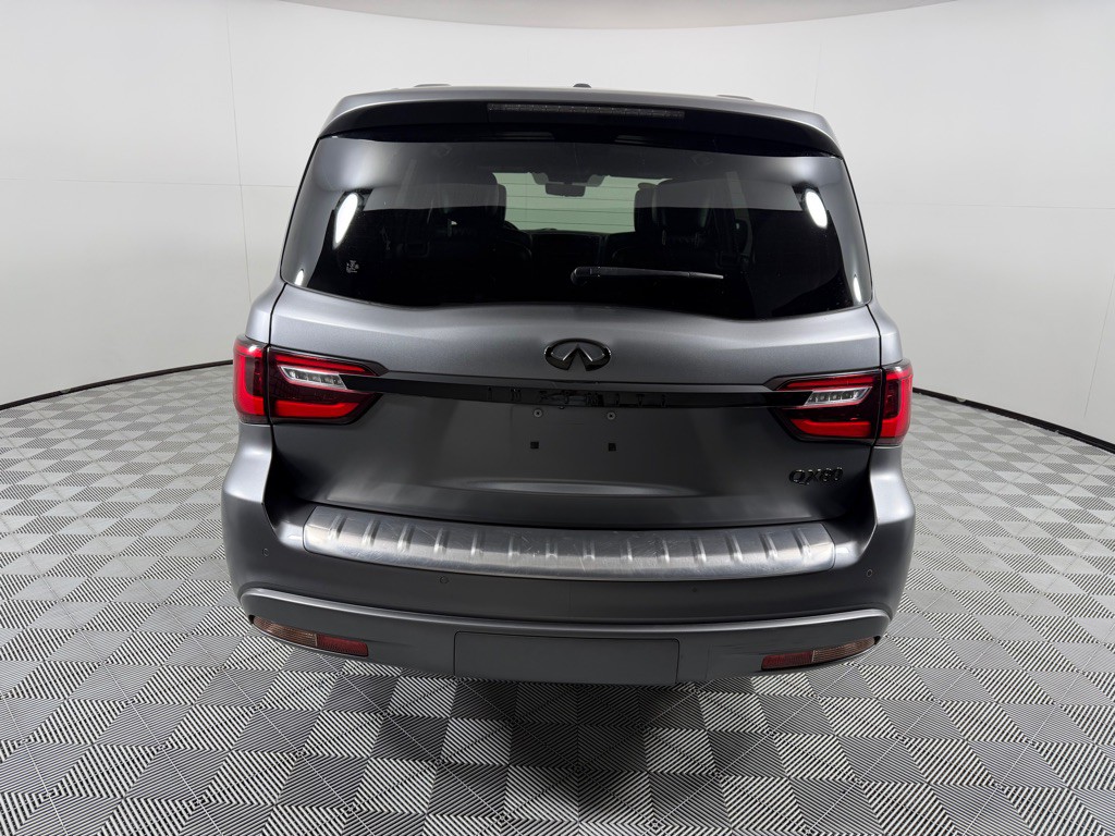 2021 INFINITI QX80 Image 6