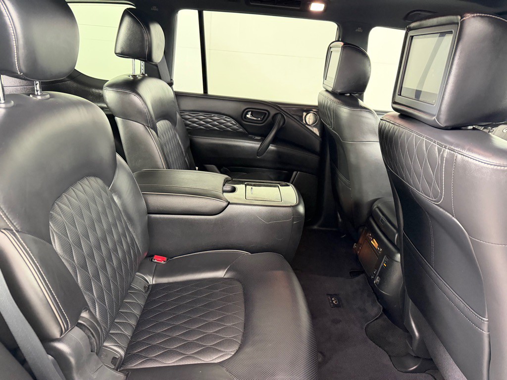2021 INFINITI QX80 Image 24