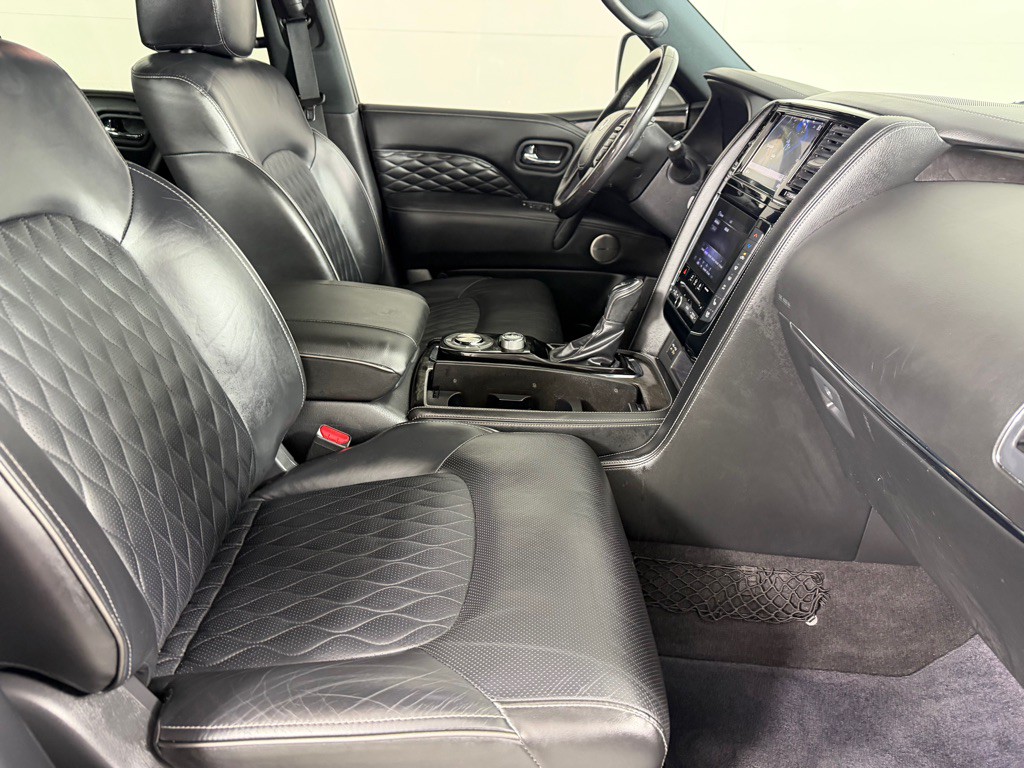 2021 INFINITI QX80 Image 27