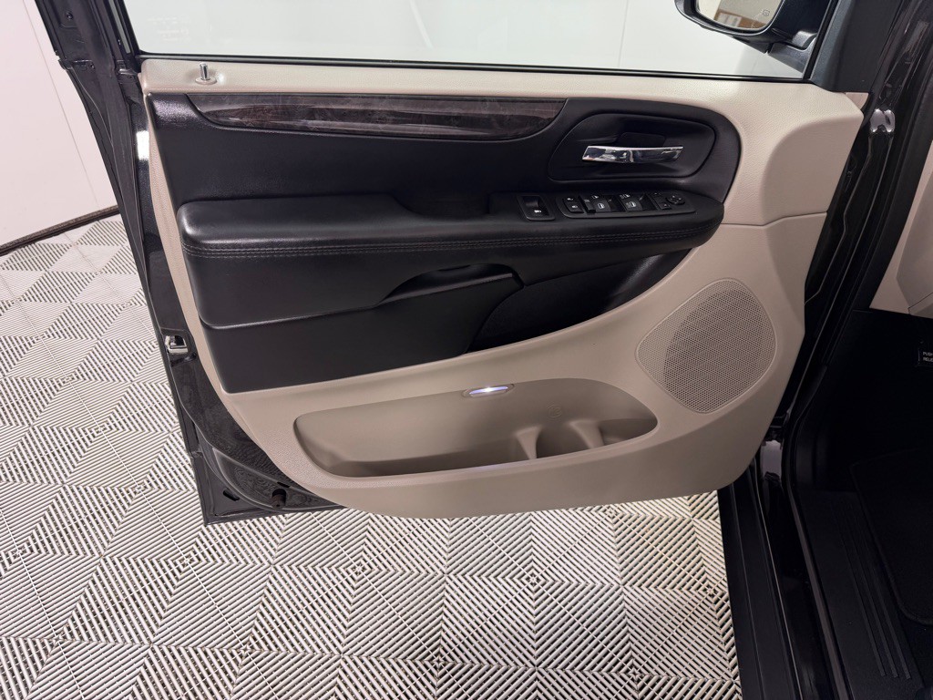 2014 Dodge Grand Caravan Image 10