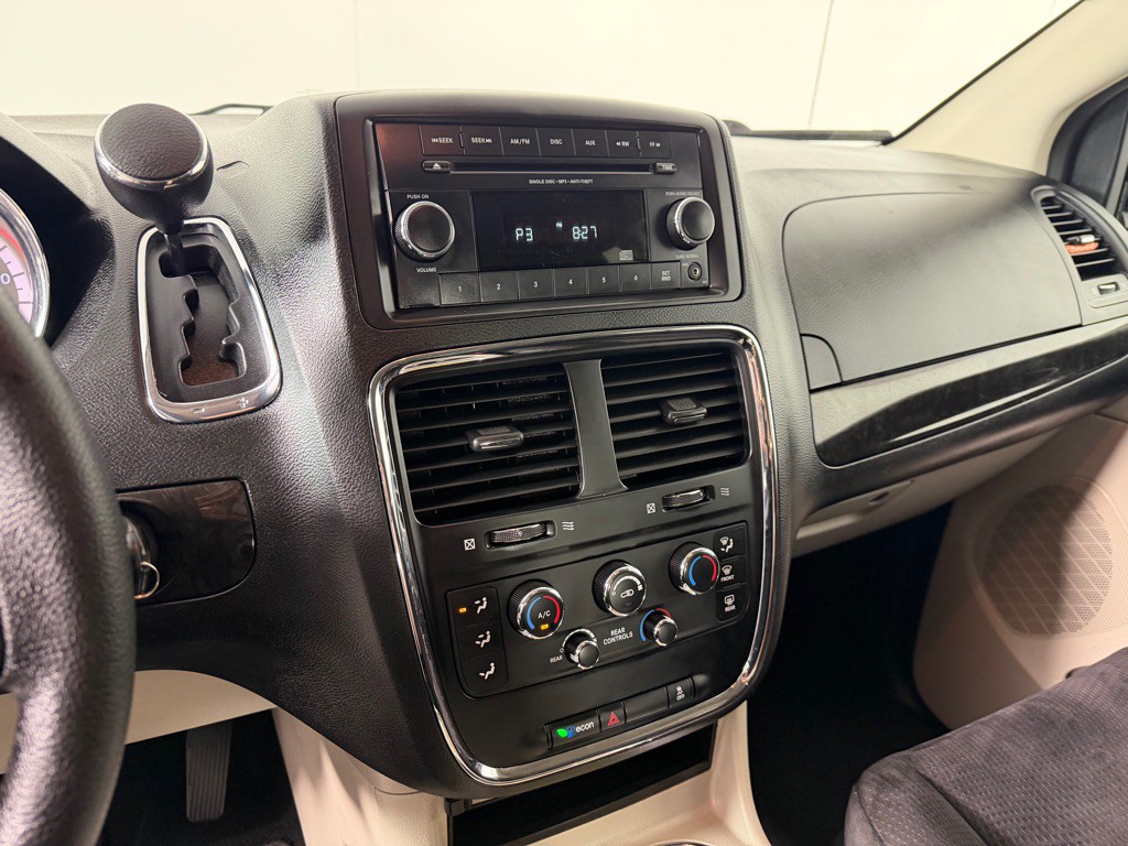 2014 Dodge Grand Caravan Image 15