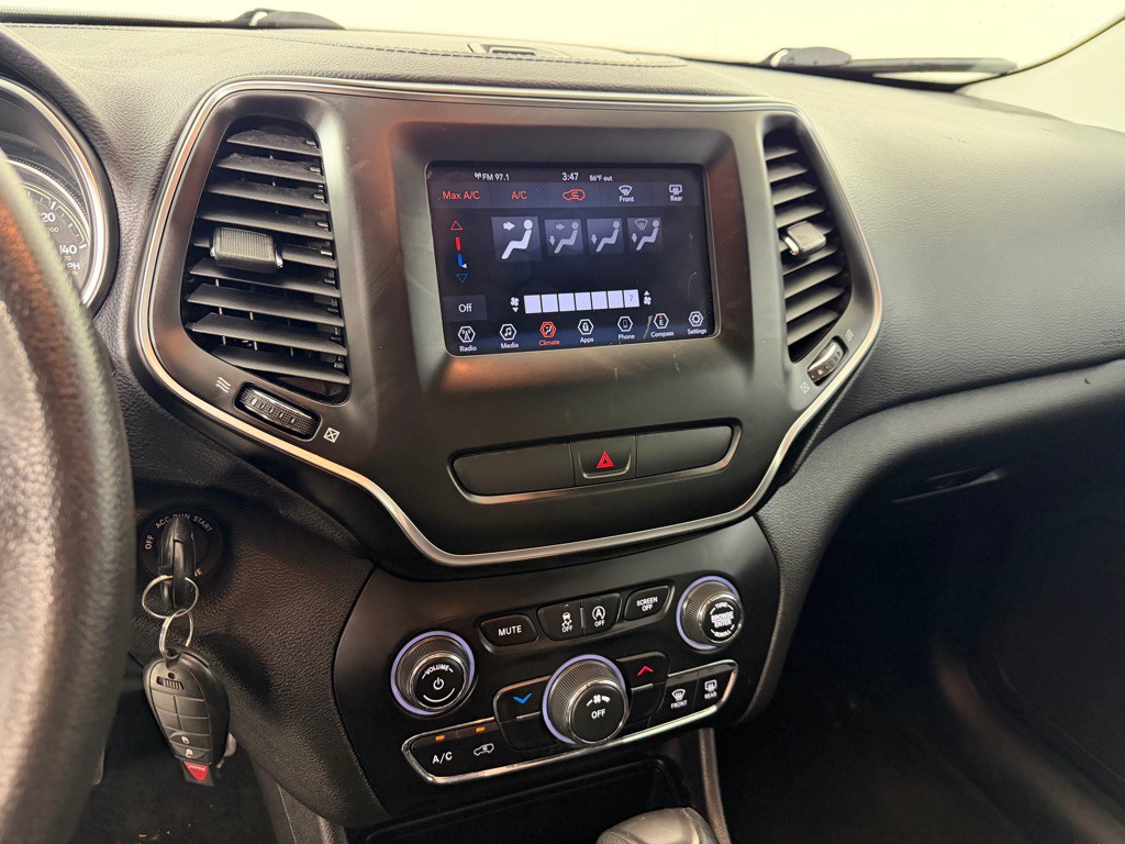 2019 Jeep Cherokee Image 13