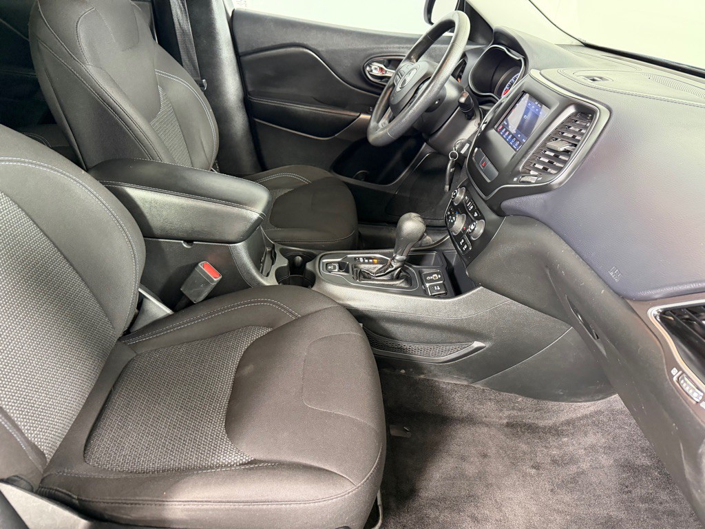2019 Jeep Cherokee Image 21