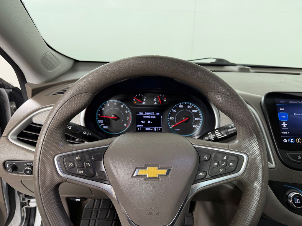 2022 Chevrolet Malibu Image 11