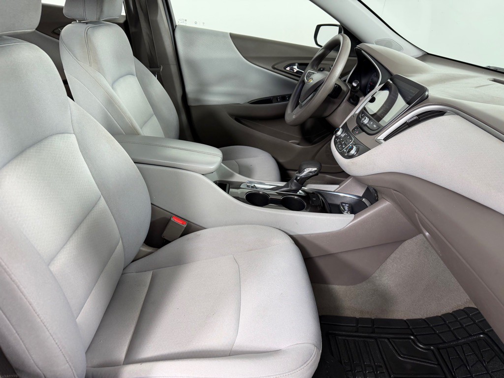 2022 Chevrolet Malibu Image 20