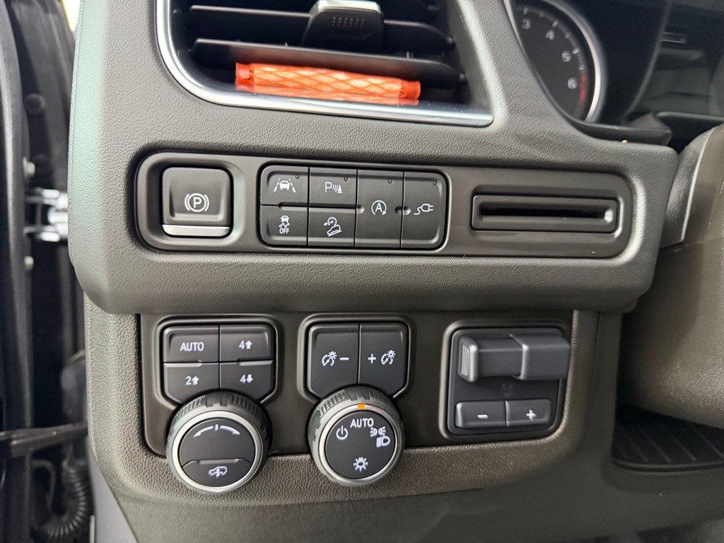 2021 Chevrolet Tahoe Image 14