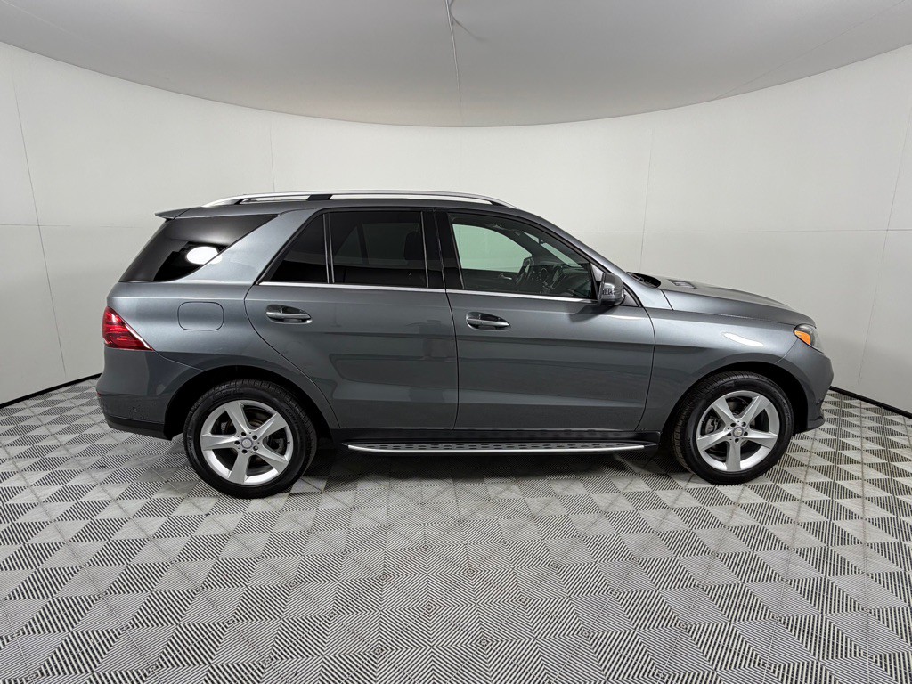 2017 Mercedes-Benz GLE-Class Image 4