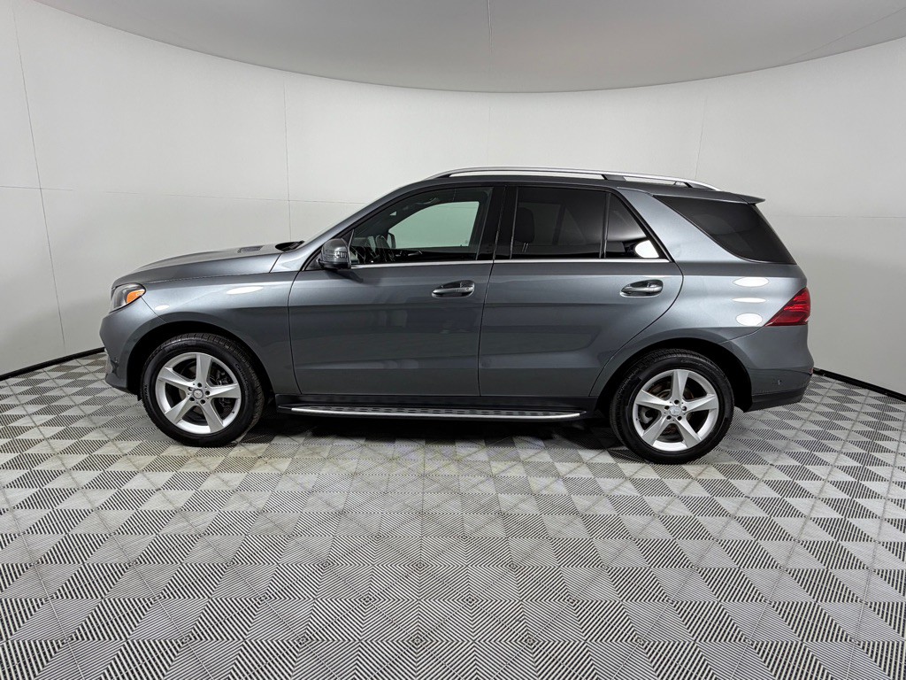 2017 Mercedes-Benz GLE-Class Image 8