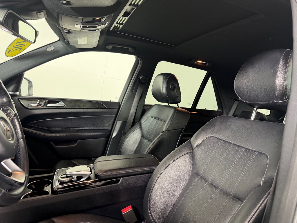 2017 Mercedes-Benz GLE-Class Image 12