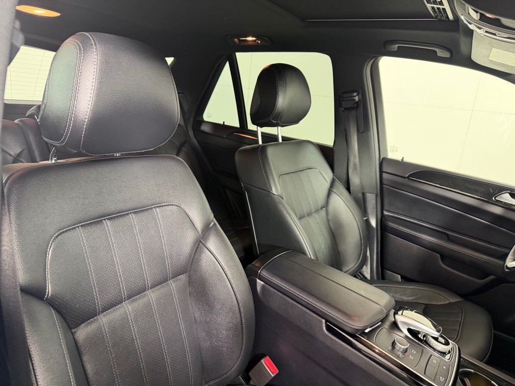 2017 Mercedes-Benz GLE-Class Image 24