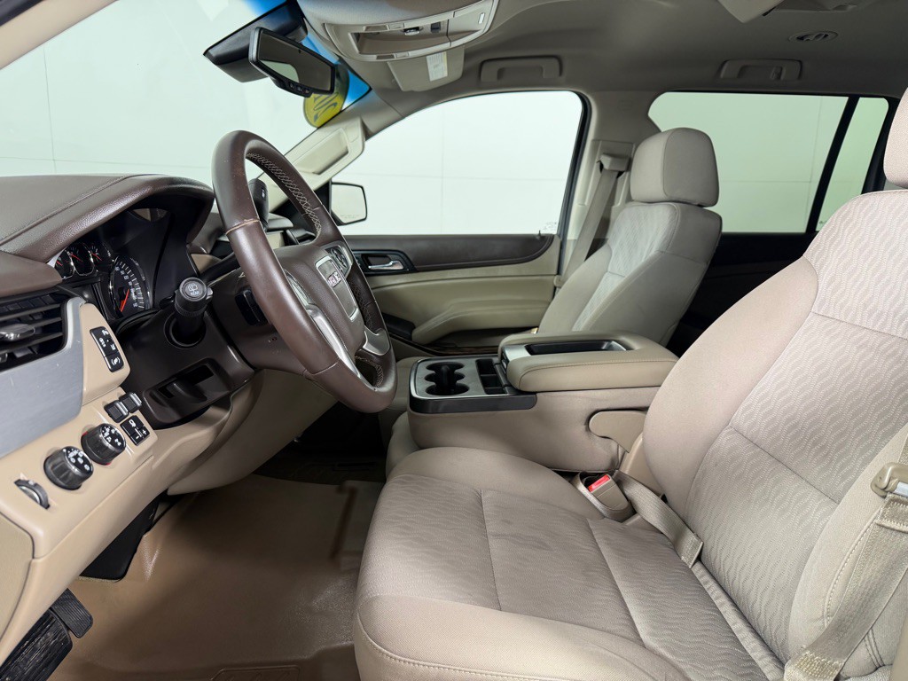 2015 GMC Yukon Image 9