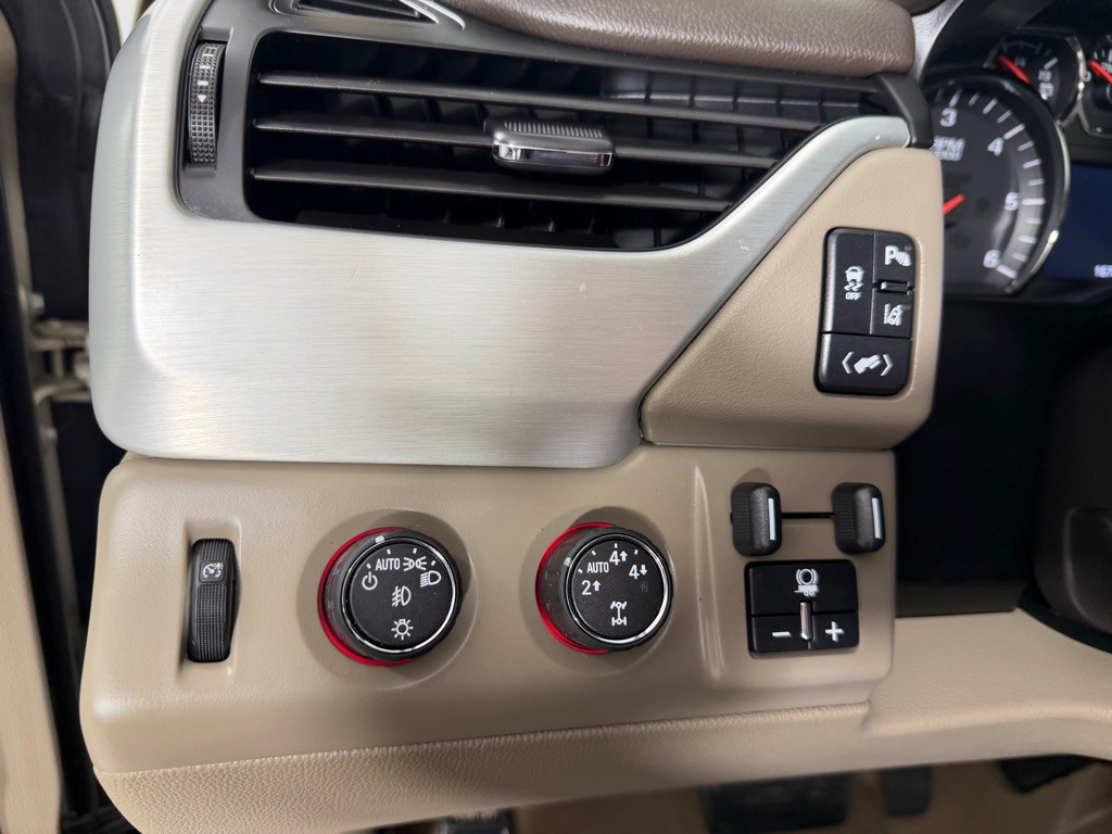2015 GMC Yukon Image 11