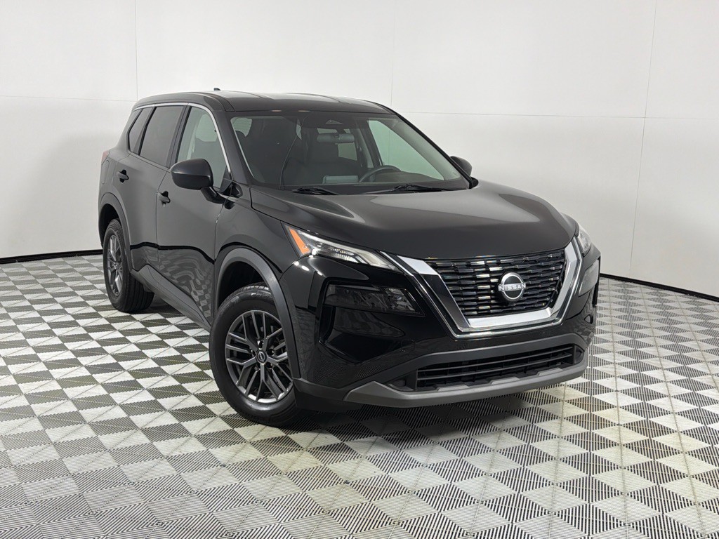 2023 Nissan Rogue Image 2