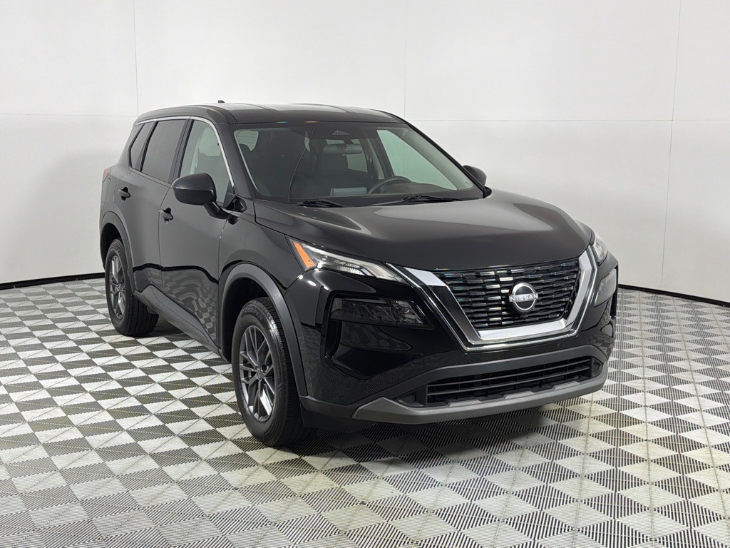 2023 Nissan Rogue Image 3