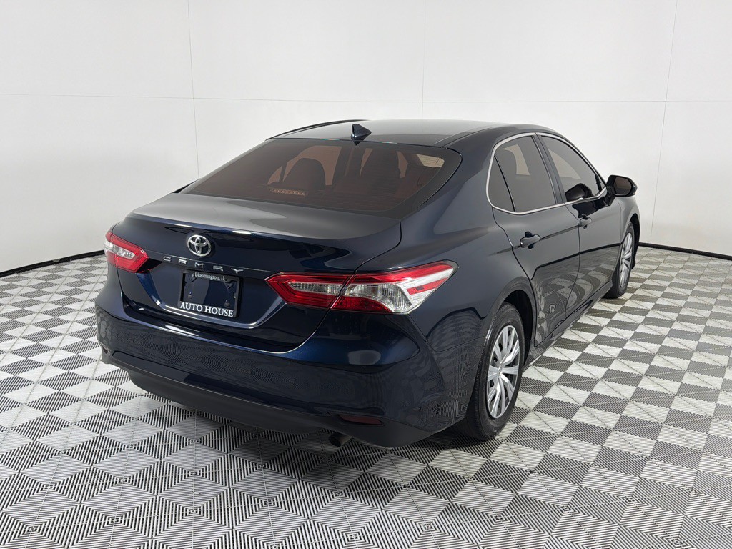 2019 Toyota Camry Image 5