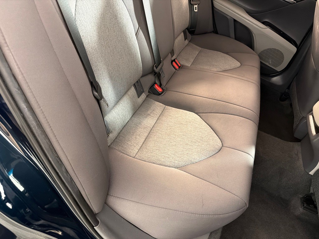 2019 Toyota Camry Image 20