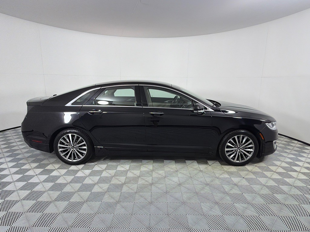 2018 Lincoln MKZ Image 4