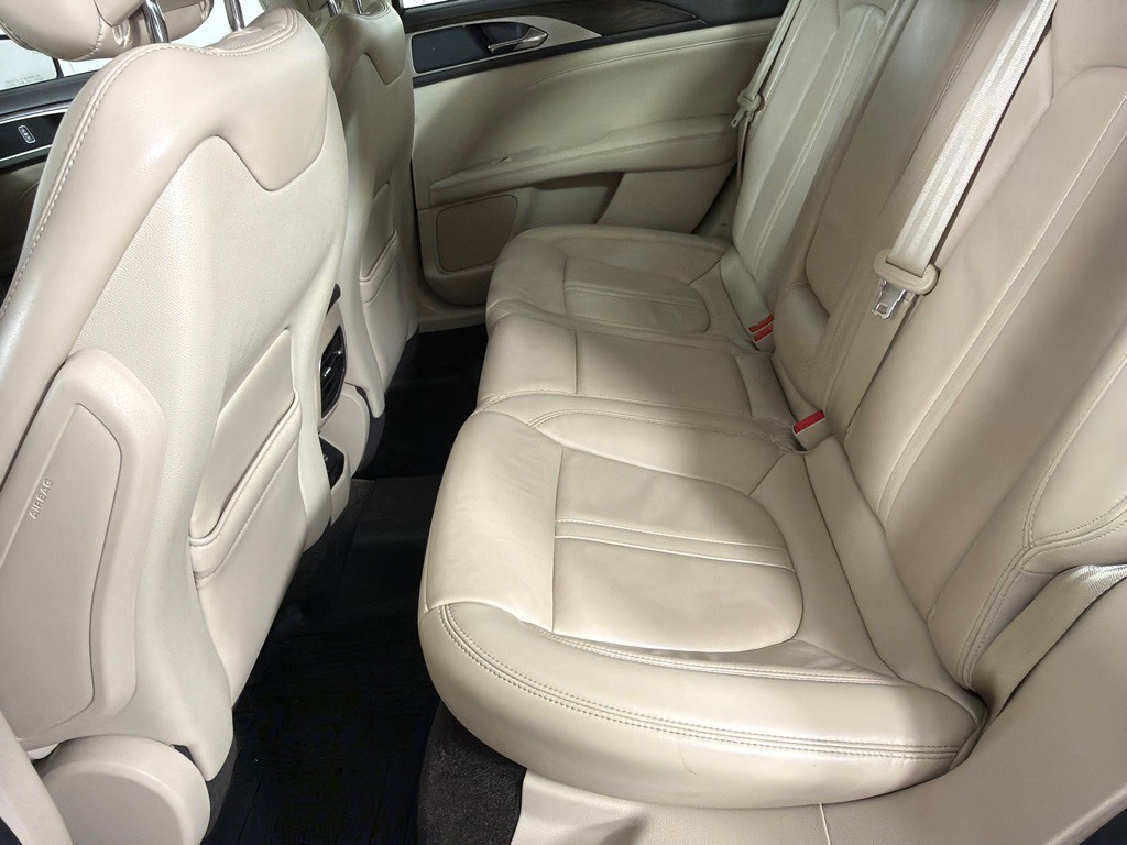 2018 Lincoln MKZ Image 18