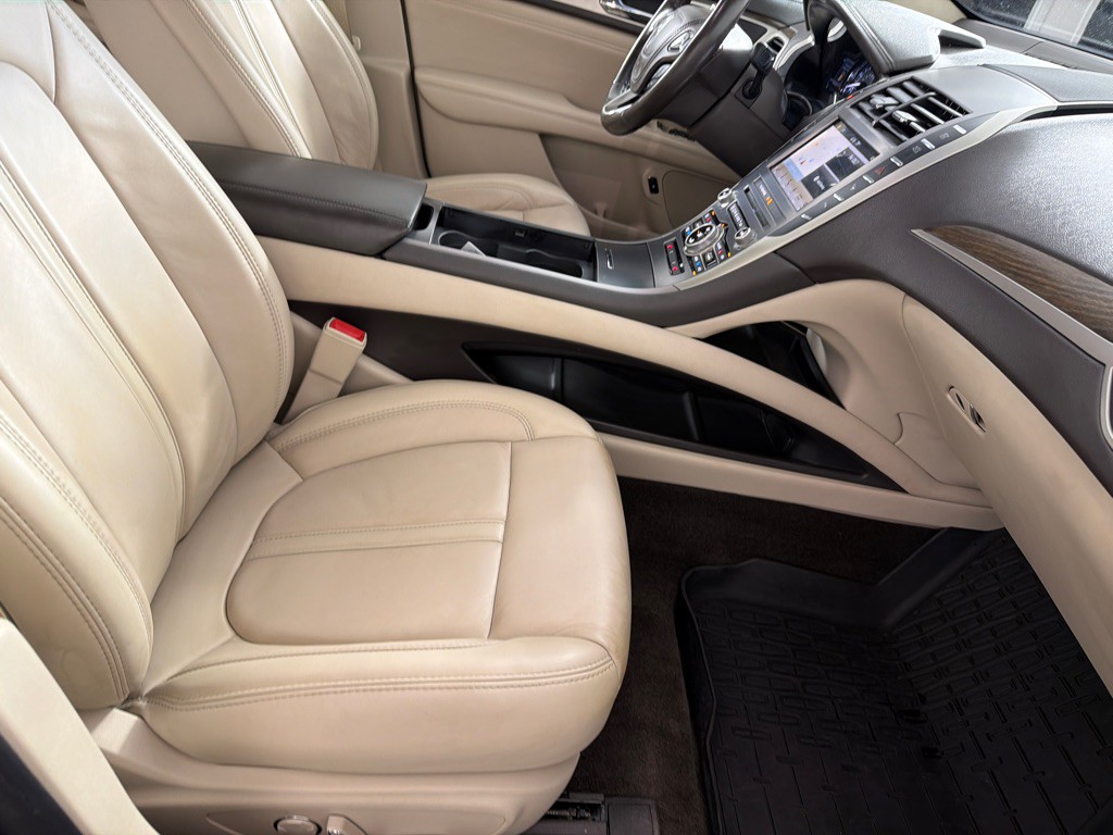2018 Lincoln MKZ Image 22