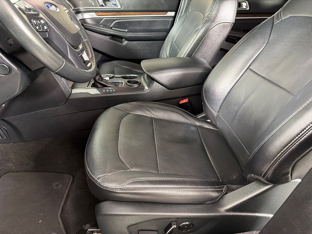 2018 Ford Explorer Image 10