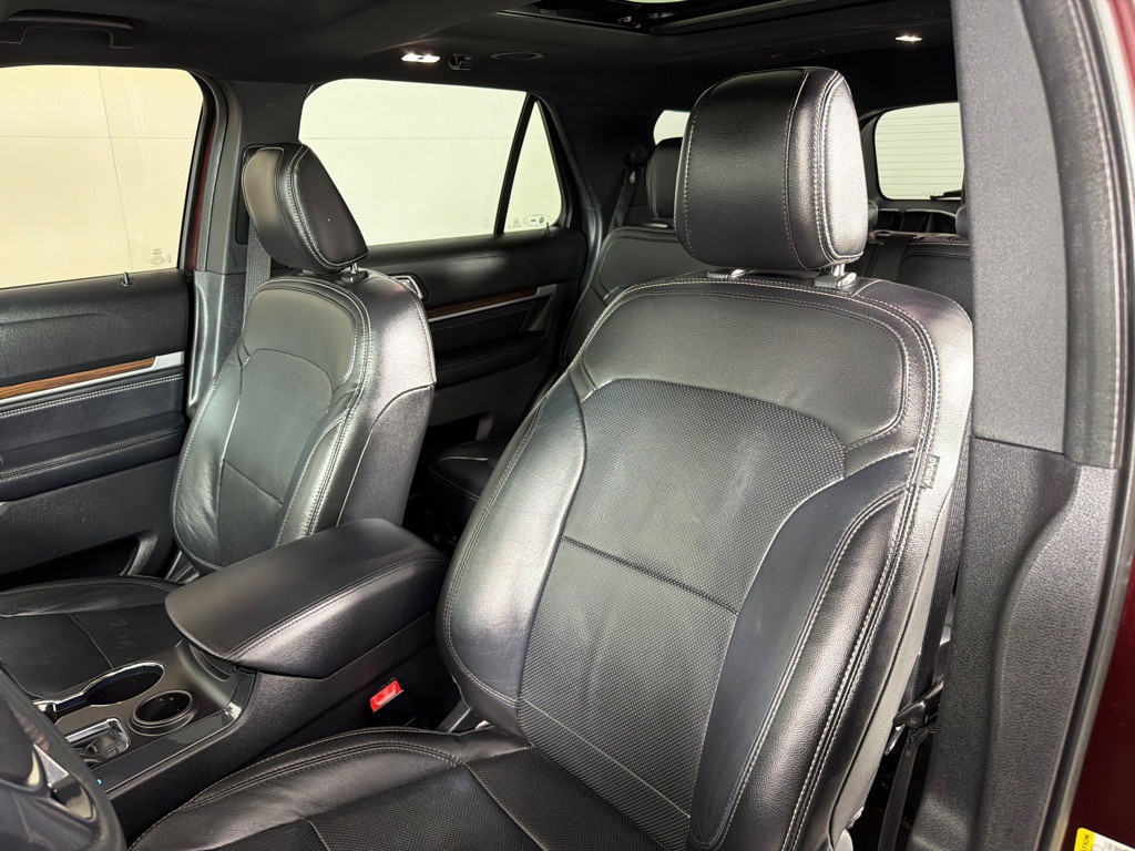 2018 Ford Explorer Image 11