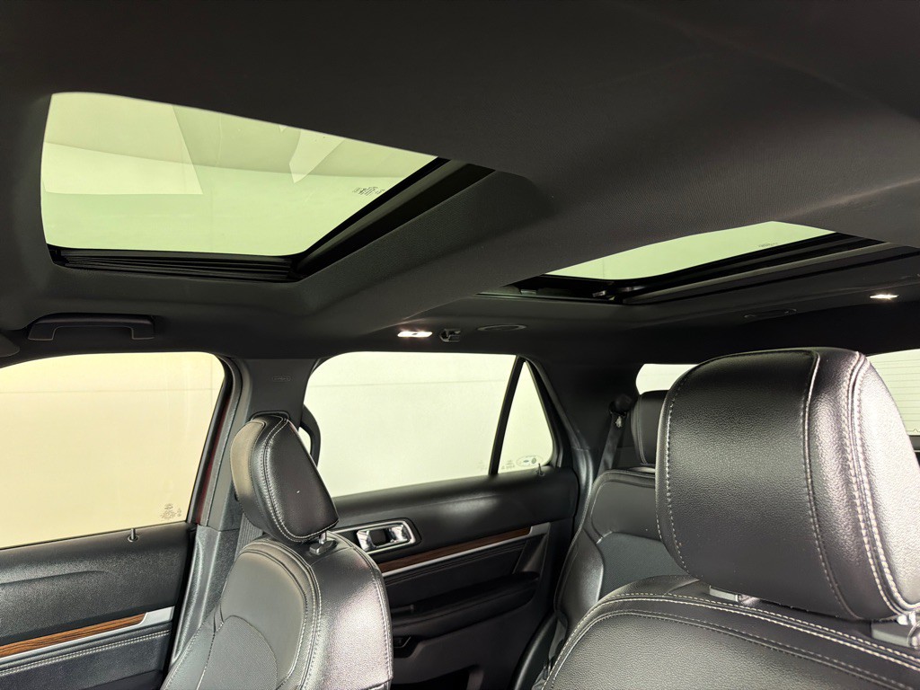 2018 Ford Explorer Image 12