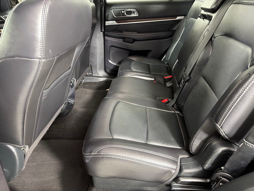 2018 Ford Explorer Image 17