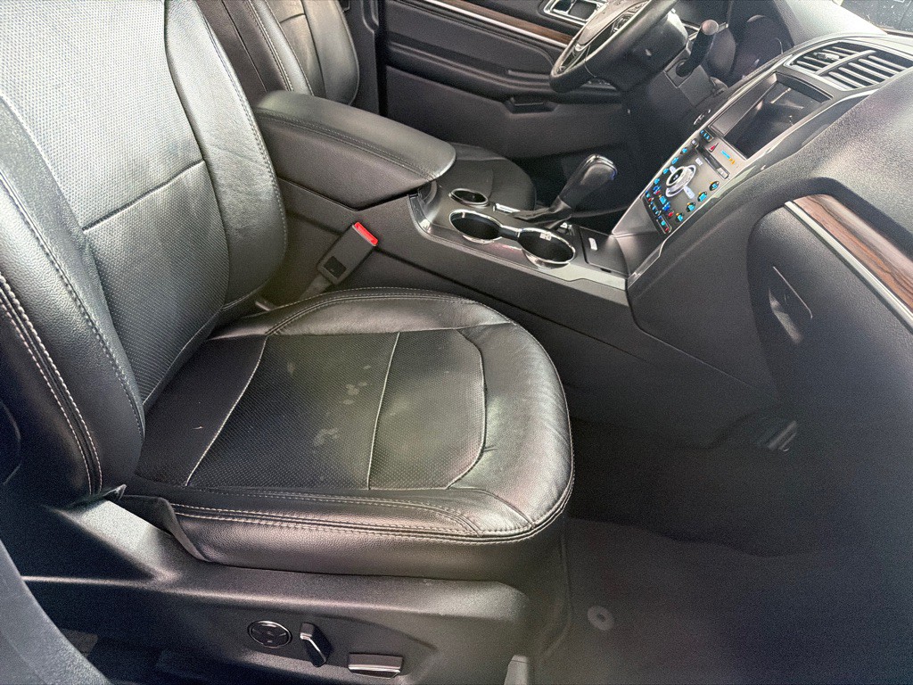 2018 Ford Explorer Image 23