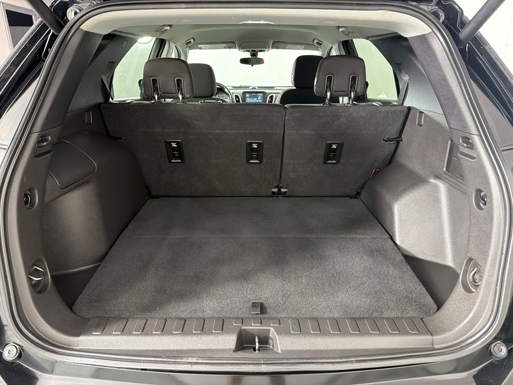 2018 Chevrolet Equinox Image 17