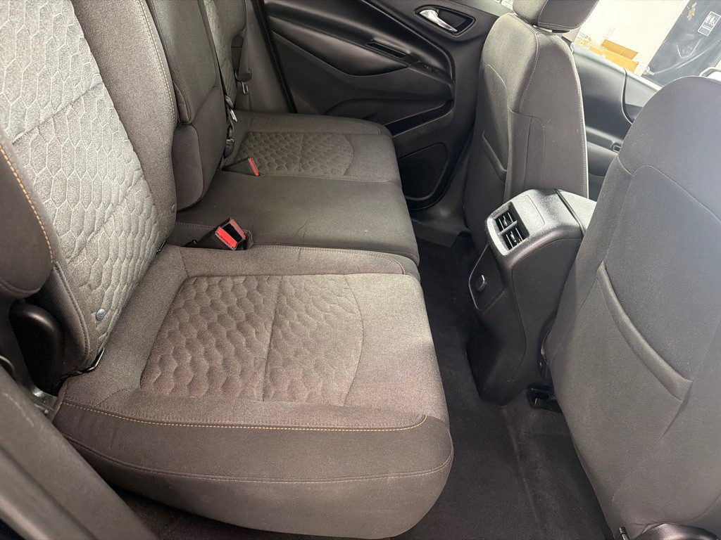 2018 Chevrolet Equinox Image 18