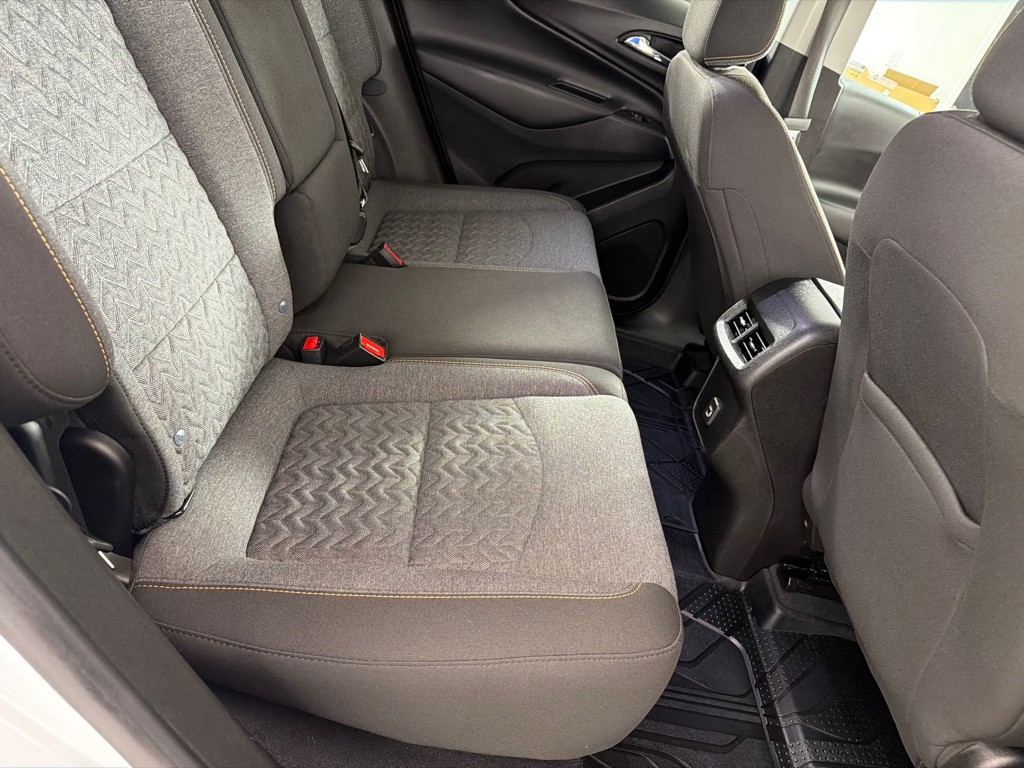 2022 Chevrolet Equinox Image 21