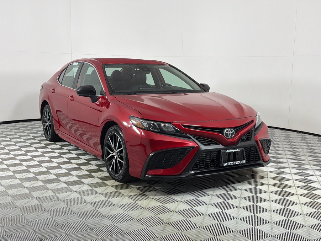 2021 Toyota Camry Image 3