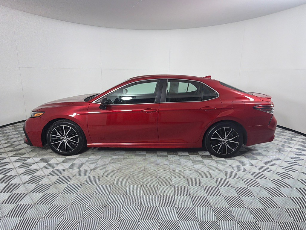 2021 Toyota Camry Image 7