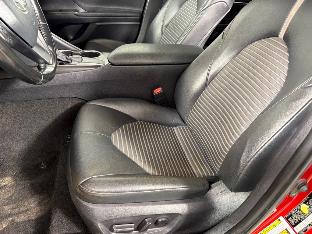 2021 Toyota Camry Image 11