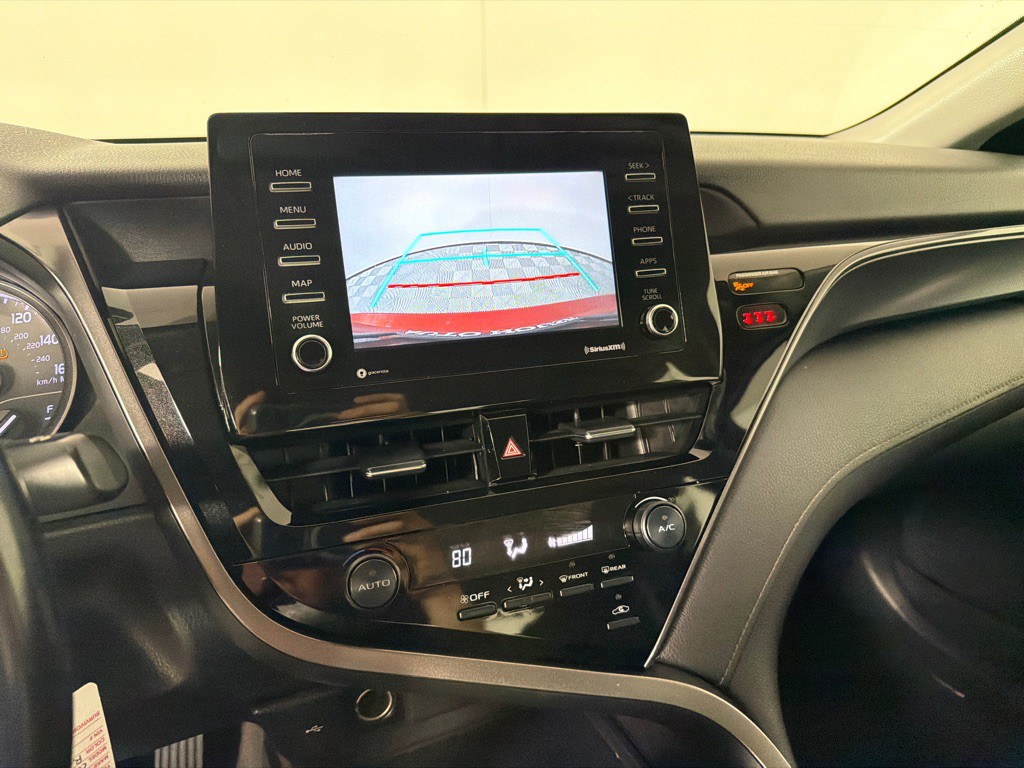 2021 Toyota Camry Image 14