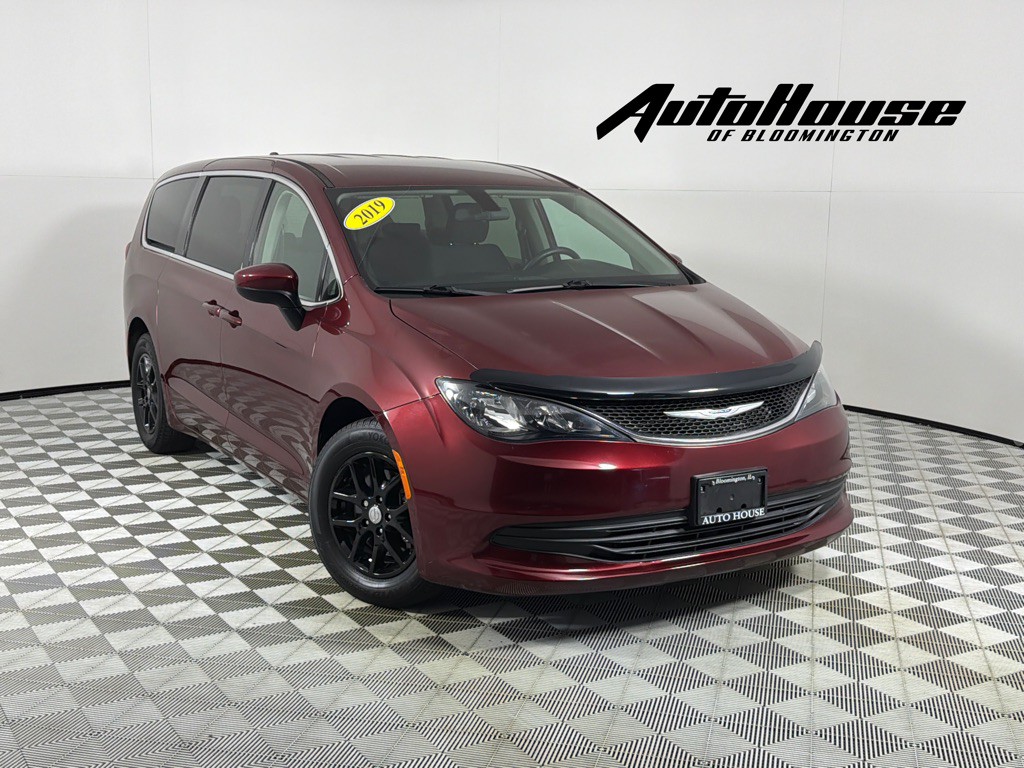 2019 Chrysler Pacifica Image 1