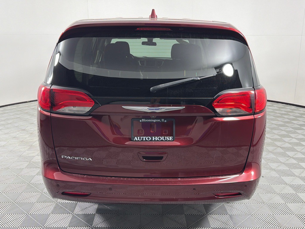 2019 Chrysler Pacifica Image 6